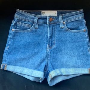High Rise shorts